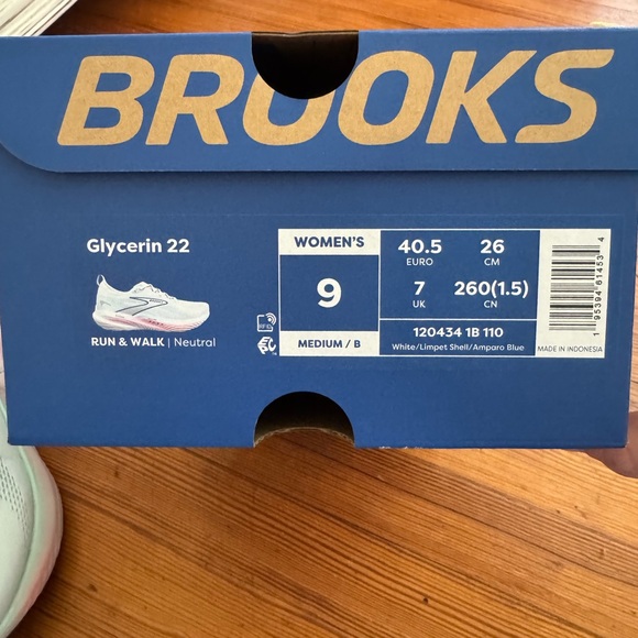 Brooks Glycerin 22 White and Blue Women's Sneakers - Picture 9 of 9